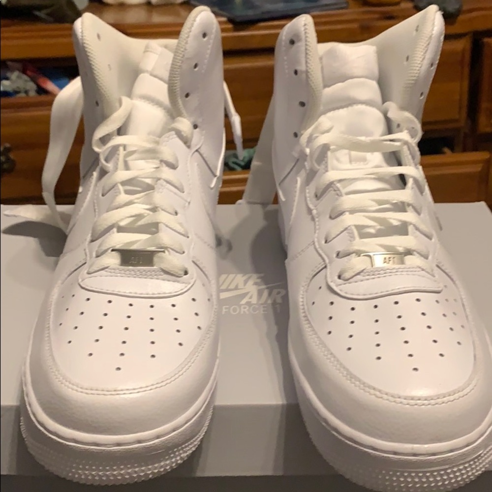 Dead stock size 12 Air Force 1 High